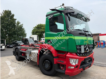 Kamion Mercedes Mercedes-Benz 1836/10,7L/Hiab...