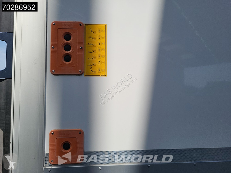Kamion Mercedes 1827 4X2 19tonner 2tons...