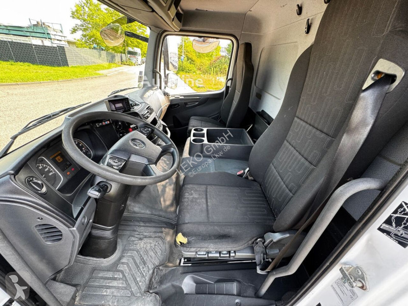 شاحنة Mercedes 1021 Mit Carrier Sp 850Mt