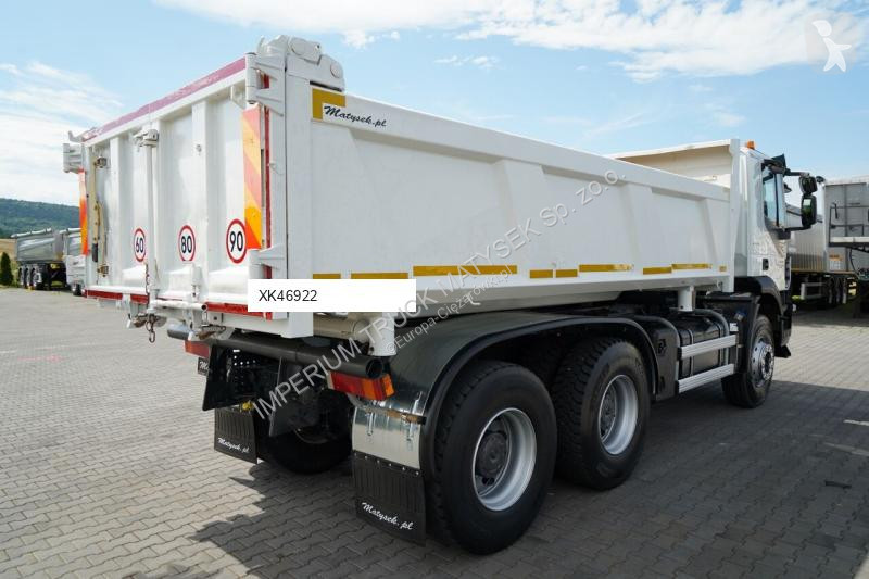 Camion Iveco TRAKKER 360