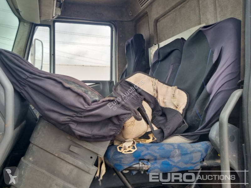 Camion Iveco 120E18