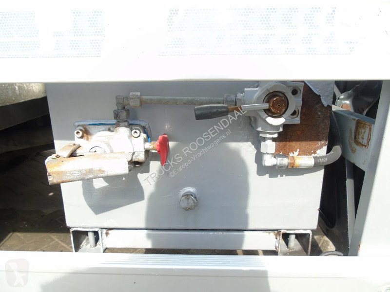 Kamion Mercedes 1832 + 32 METER + EURO 6 +...