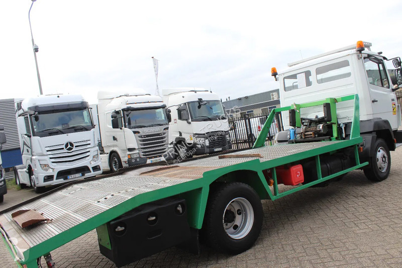 Camion Mercedes * WINCH * 4X2 * TOP CODITION *