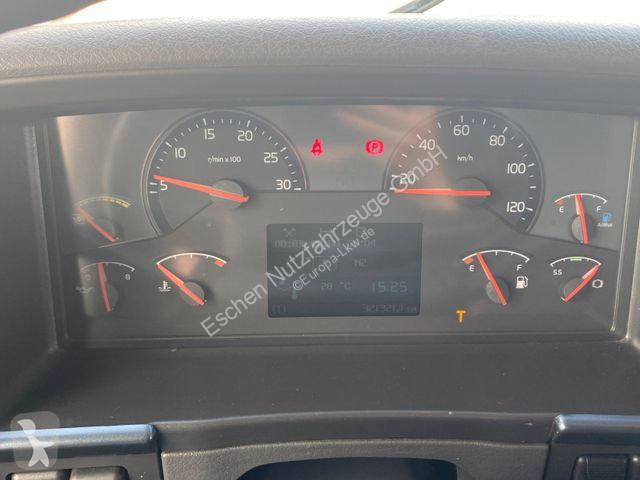 Kamion Volvo FH460 8x4 Palfinger...