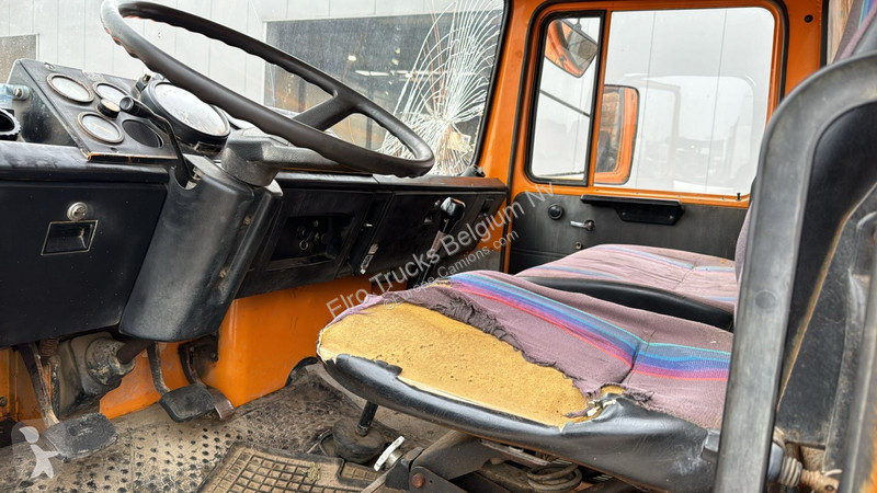 Camion Iveco 160 - 15 (GRAND PONT / LAMES / 4X4)