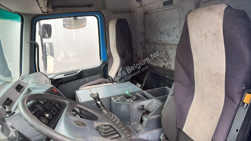 Camión Mercedes actros (6X6 / BOITE MANUELLE...
