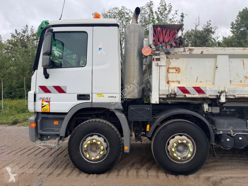 Camion Mercedes 3241