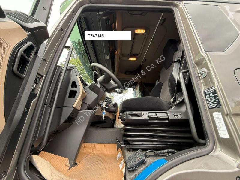 Kamion MAN X-HiPro858E-8 & Jib150x-6