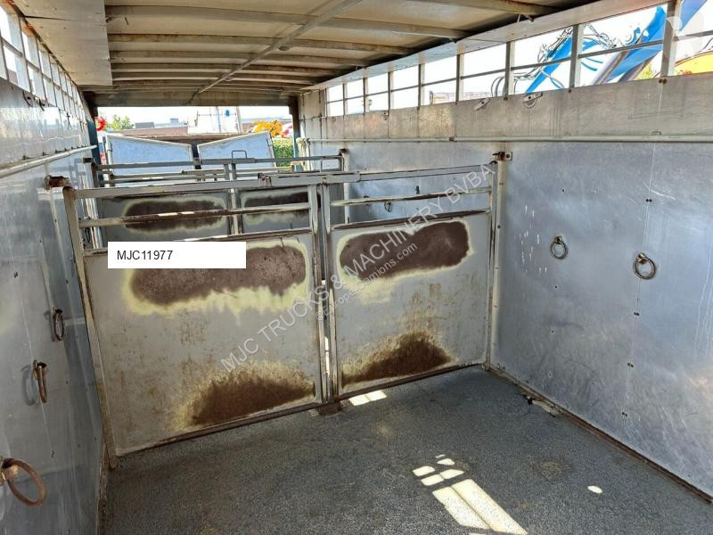 Camion Scania P310 4x2 LIVESTOCK / VEEWAGEN /...