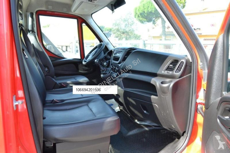 Véhicule utilitaire Iveco 35C13 2.3 CASSONE...