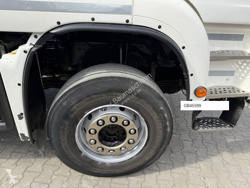 Camion MAN AK16T
