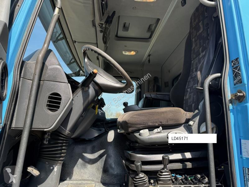 Camion Mercedes AK12