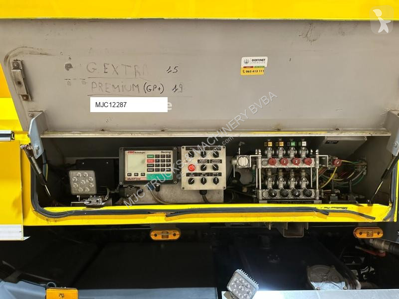 Lastbil Mercedes 16.000 L - 4 COMPARTIMENTS