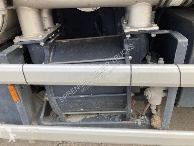 Kamion Iveco 410 6X4 COMBI ZUIG PERS RVS TANK