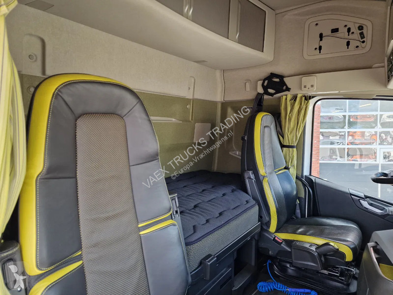 Kamion Volvo 16650 6x2 Globetrotter - 28M3 Bulk...