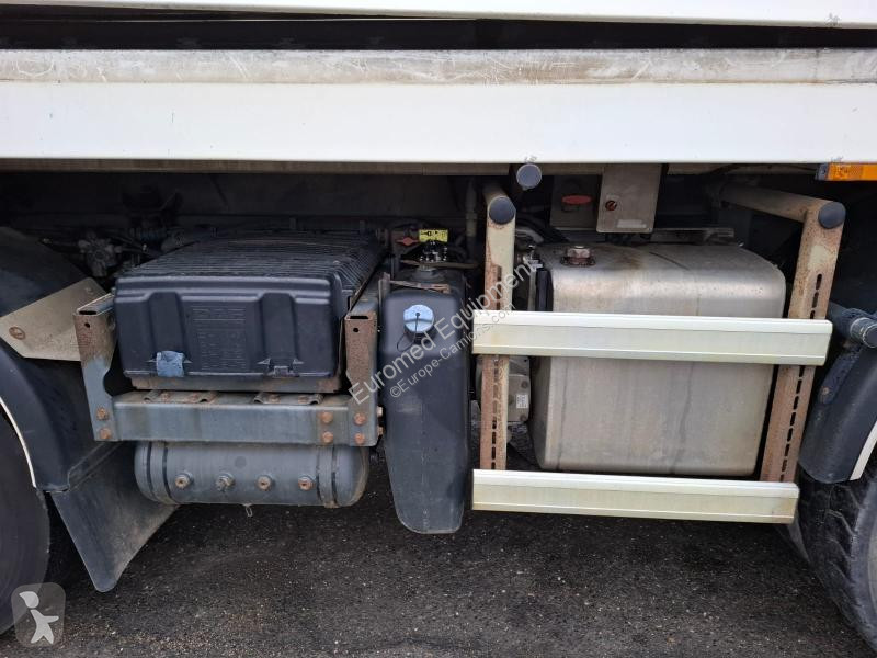 شاحنة DAF Porteur Chassis NU 85410