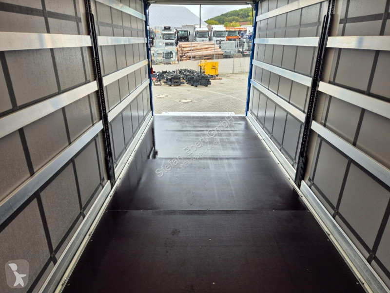 شاحنة Iveco S-Way AD190S40/P Curtainsider...