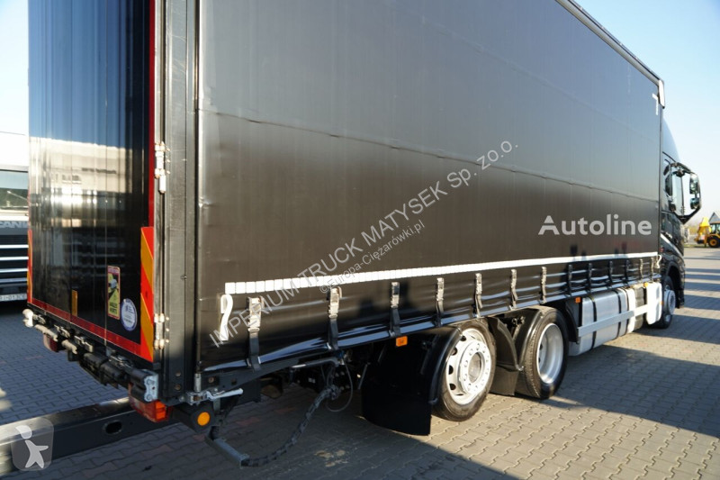 شاحنة مقطورة Volvo FH 460