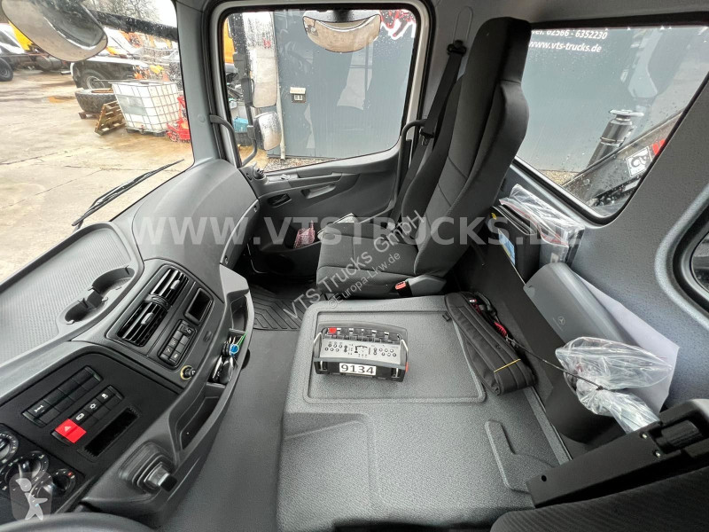 شاحنة Mercedes 823 4x2 DSK mit HIAB 072...