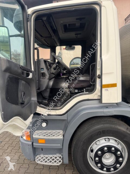 شاحنة Scania P 230