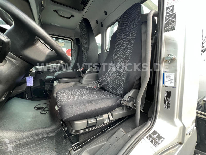 شاحنة Mercedes 1223 4x2 Böcker-Dachdeckerkran