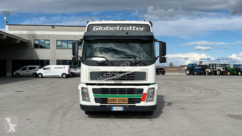 شاحنة Volvo FM 9 4x2