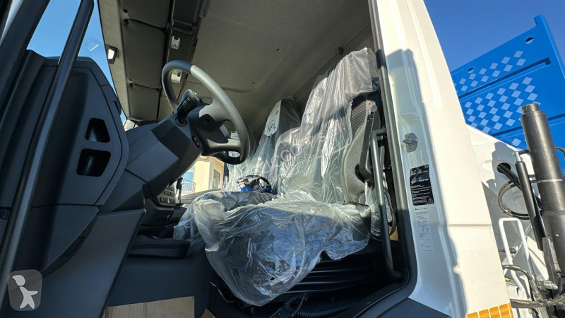شاحنة MAN TGM 13.250 4x4