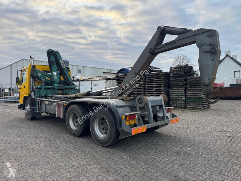 شاحنة Volvo FL10 6X4 / MANUAL / HIAB 100