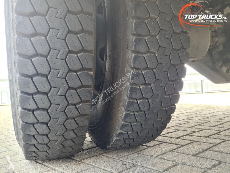 شاحنة Mercedes AF 4x4 - 1.800 ltr - 600 ltr...