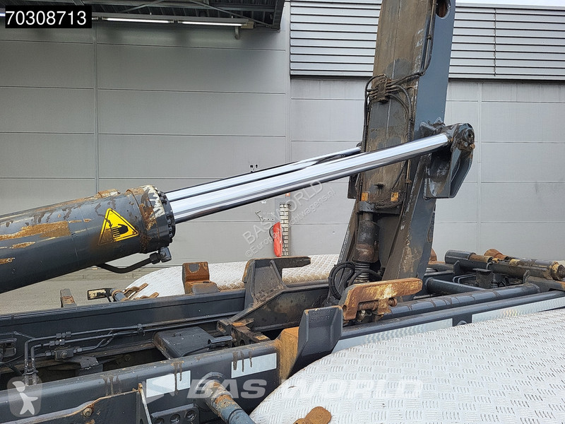 شاحنة Volvo 460 6X2 Meiller RK 20-70...