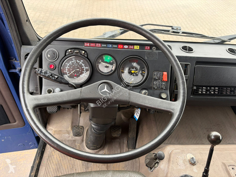 شاحنة Mercedes 4X4 blue
