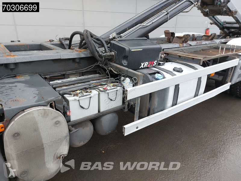 شاحنة Volvo 280 6X2 21tons Hiab XR21S56S...