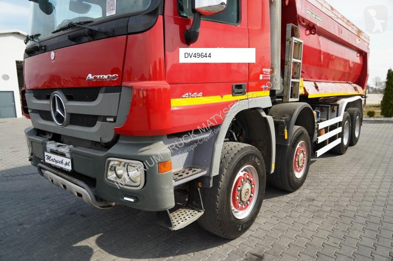 Kamión Mercedes ACTROS 4144