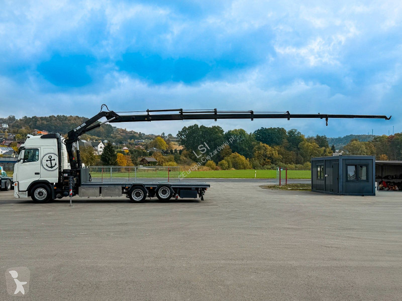 Kamion Volvo 400 Pritsche 6,55m *HIAB XS 200...