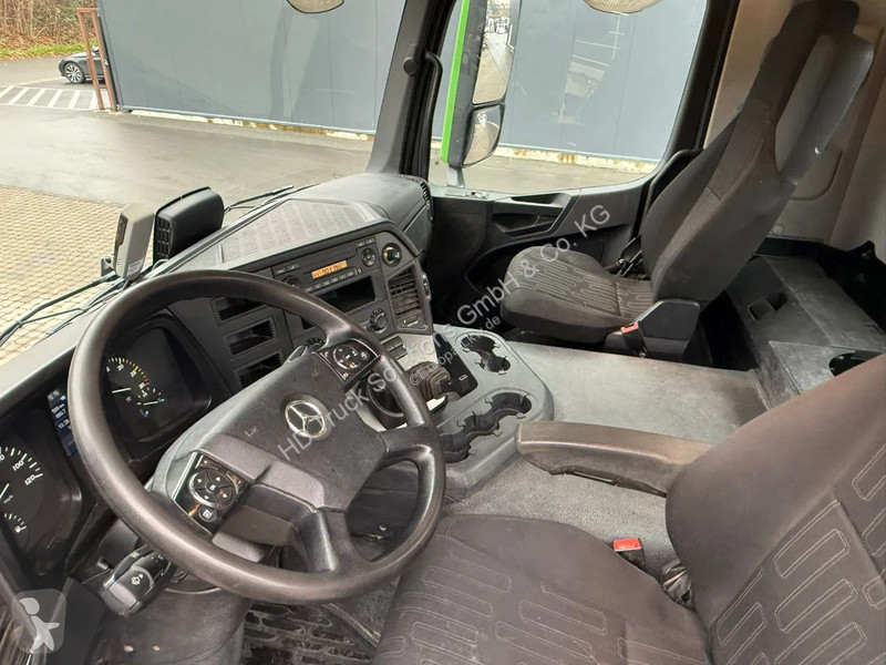شاحنة Mercedes 1832 Mercedes-Benz 1832 L 4x2...
