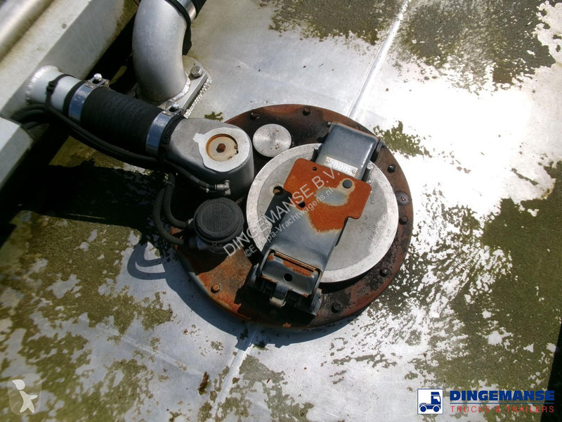 Lastbil Volvo 260 4x2 dxi fuel tank 13.3 m3 / 4...