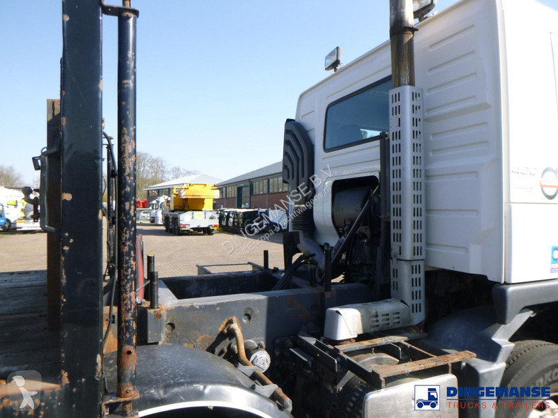 شاحنة Volvo 400 8x2 RHD platform