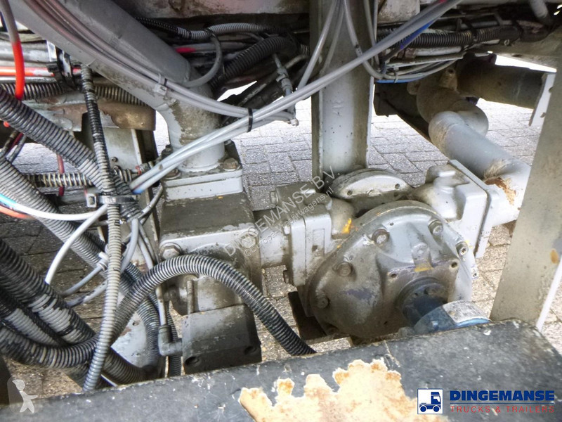 شاحنة Scania 230 DB 4x2 RHD fuel tank 12.4 m3 /...
