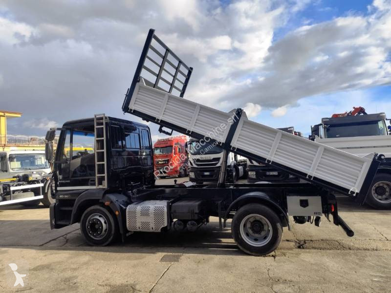 شاحنة Iveco