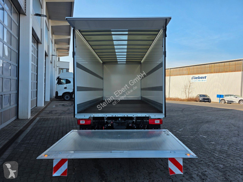 شاحنة Iveco ML80E21 Koffer LBW