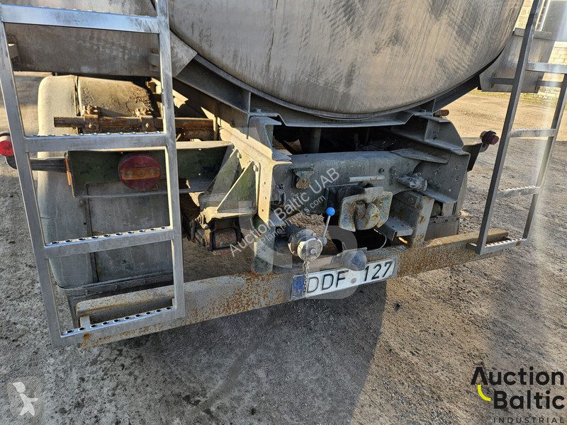Kamión Volkswagen VW-MAN 8.136
