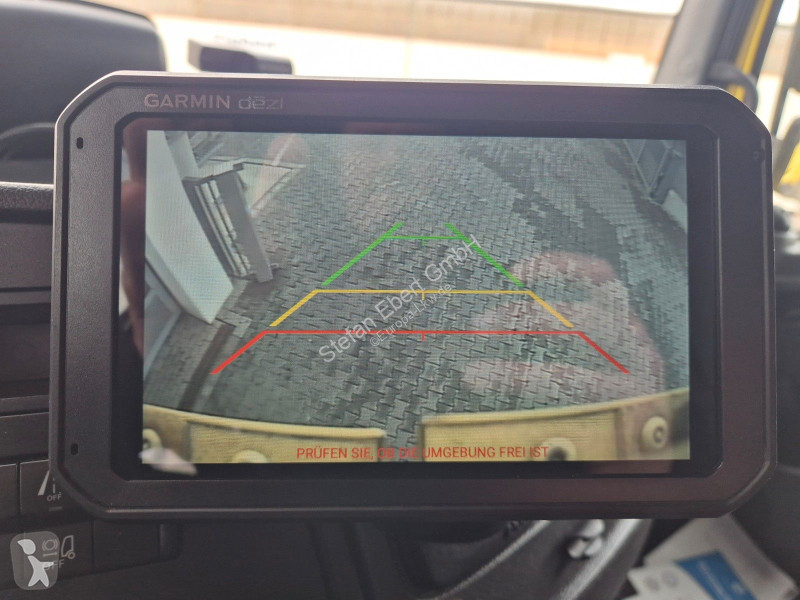 شاحنة Mercedes 816 4x2 Möbelkoffer 3 Sitze