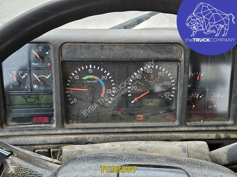 شاحنة Volvo 340