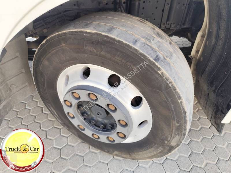 شاحنة Iveco