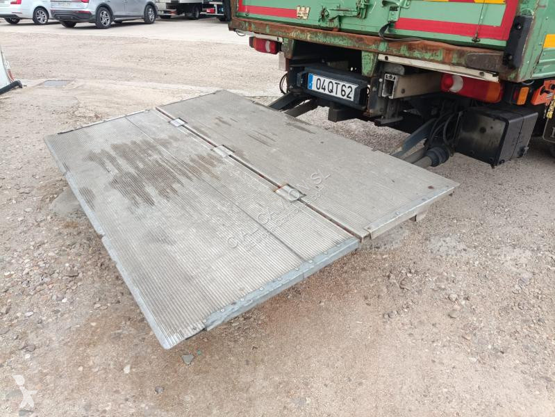 شاحنة Iveco  IG140E2CA