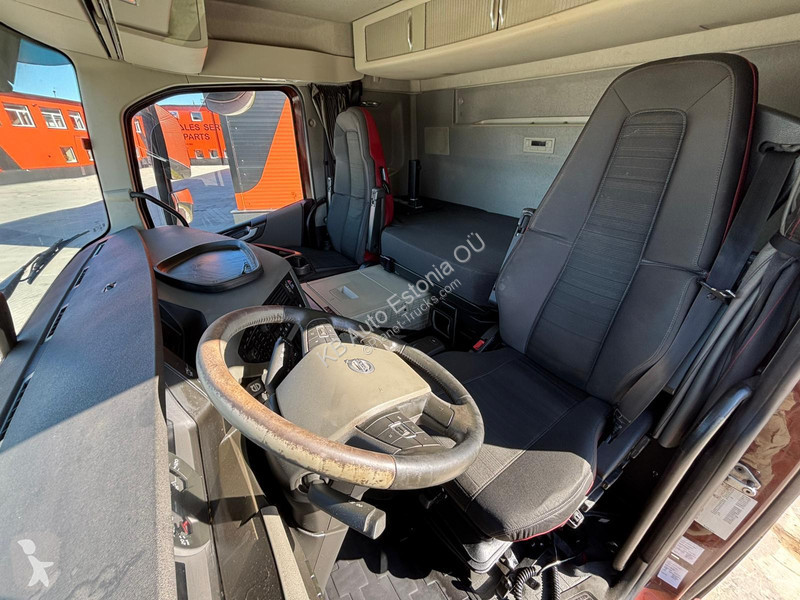 شاحنة Volvo FH 500 8x4*4 HMF 2620 K7 / PLATFORM...