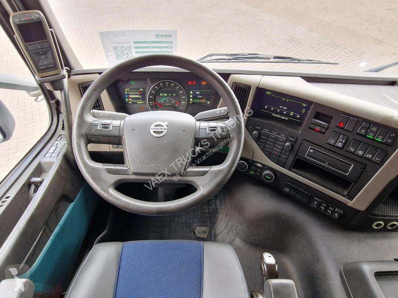 شاحنة Volvo 460 6x2 - Carrier 1250 Frigo - Full...