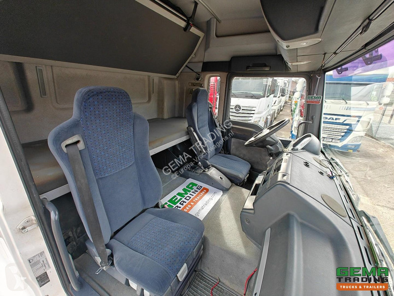 شاحنة MAN TGA 6x2 Sleeper Cab Euro3 - Enclosed...