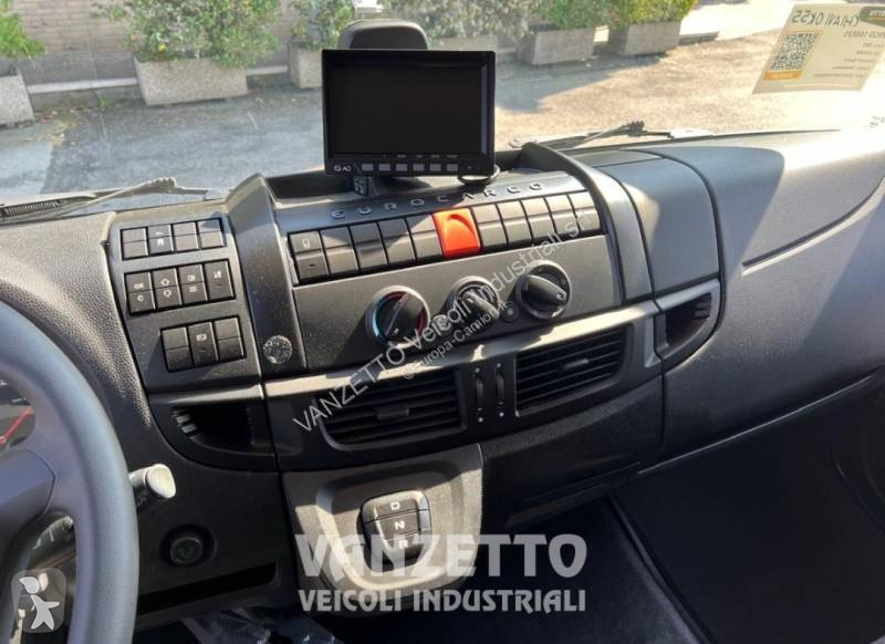 شاحنة Iveco