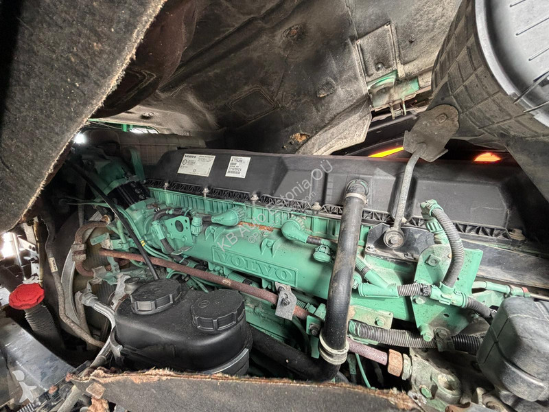 شاحنة Volvo 460 8x4*4 FOR SALE AS CHASSIS / 9...